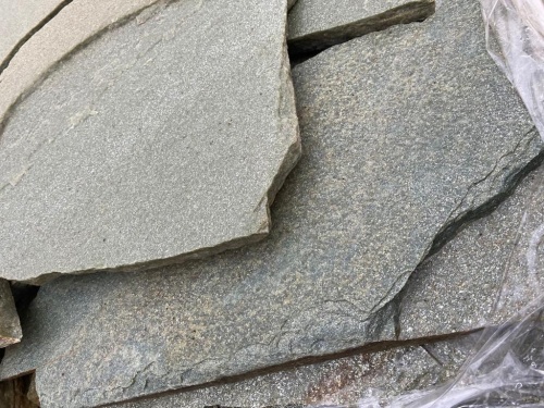 Плитняк златолит зелёный для цоколя, отмостки купить в Качканаре