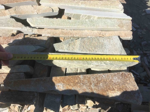 Горбушка златолит золотистый для облицовки купить в Качканаре