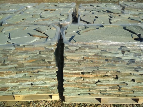 Плитняк златолит зелёный для цоколя, отмостки купить в Качканаре