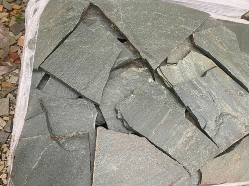 Плитняк златолит зелёный для цоколя, отмостки купить в Качканаре