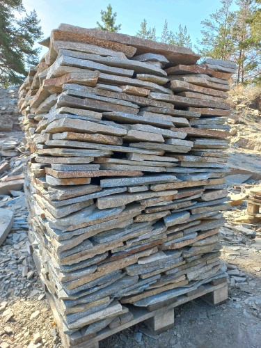 Плитняк златолит серебристый для цоколя, отмостки купить в Качканаре