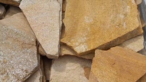 Плитняк златолит жёлтый для фасада 1,5-3 см купить в Качканаре