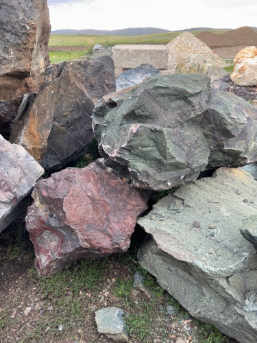 Камни для ландшафтного дизайна зелёные 10-60 килограмм купить в Качканаре