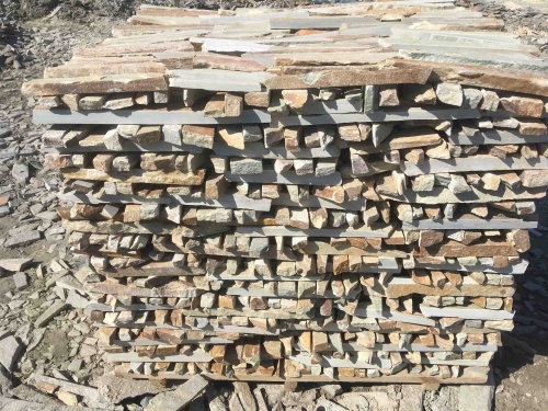 Горбушка златолит золотистый для облицовки купить в Качканаре