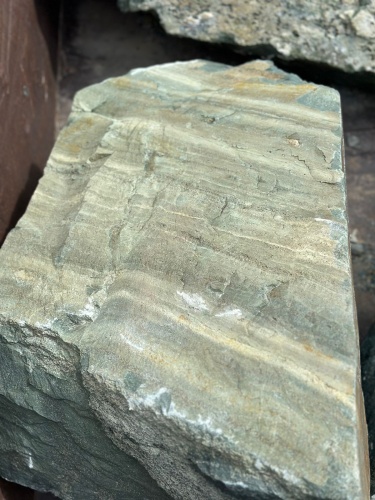 Ландшафтные глыбы зелёные 200-500 килограмм купить в Качканаре