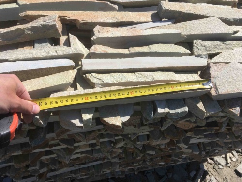 Горбушка златолит золотистый для облицовки купить в Качканаре