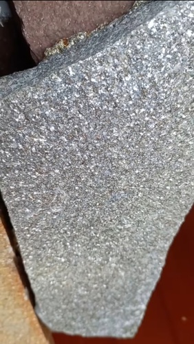 Плитняк златолит серебристый для цоколя, отмостки купить в Качканаре