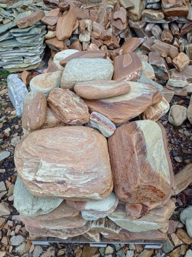 Златолит жёлтый, жёлто-зелёный глыбки и валуны для ланшафтного дизайна купить в Качканаре