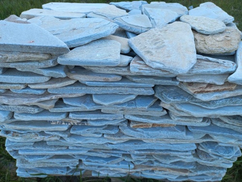 Плитняк златолит зелёный галтованный для цоколя купить в Качканаре