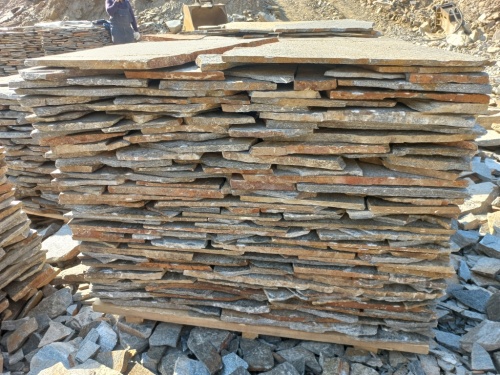 Серицит для облицовки цоколя, отмостки купить в Качканаре